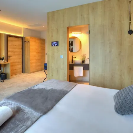 Experience Hotel 4*