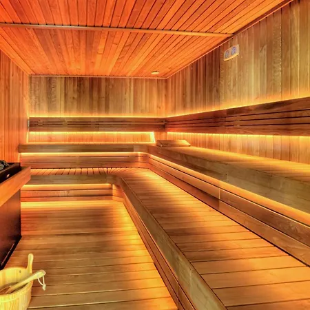 Hotel Experience Becej