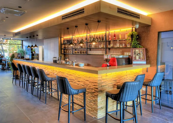 Experience ホテル Bečej