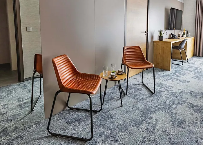 Experience ホテル 4*