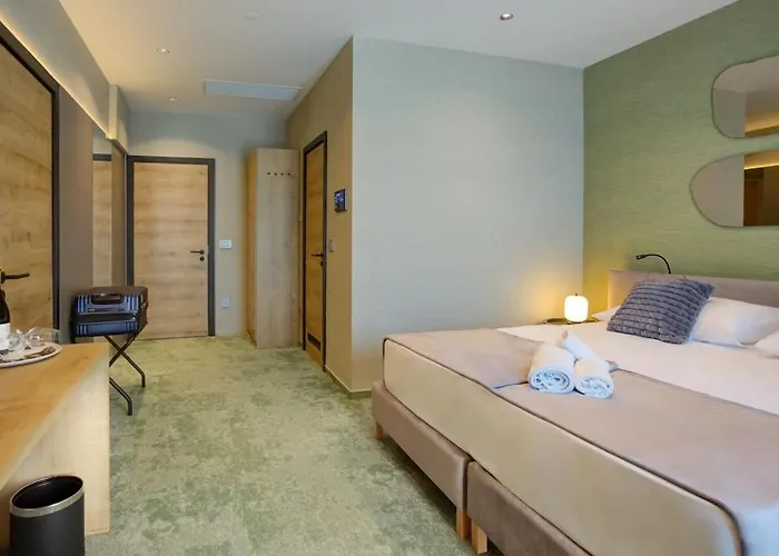 Experience ホテル Bečej