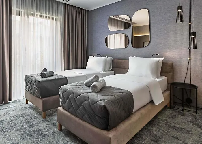 Experience ホテル Bečej